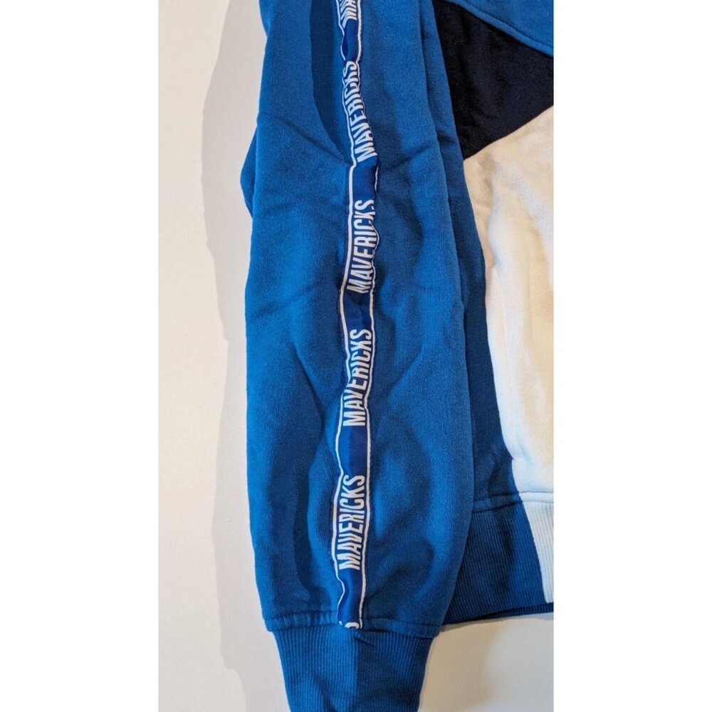 NWT Women's Full Zip Dallas Mavericks Hoodie, Size M NBA MSRP $79 - Picture 8 of 10
